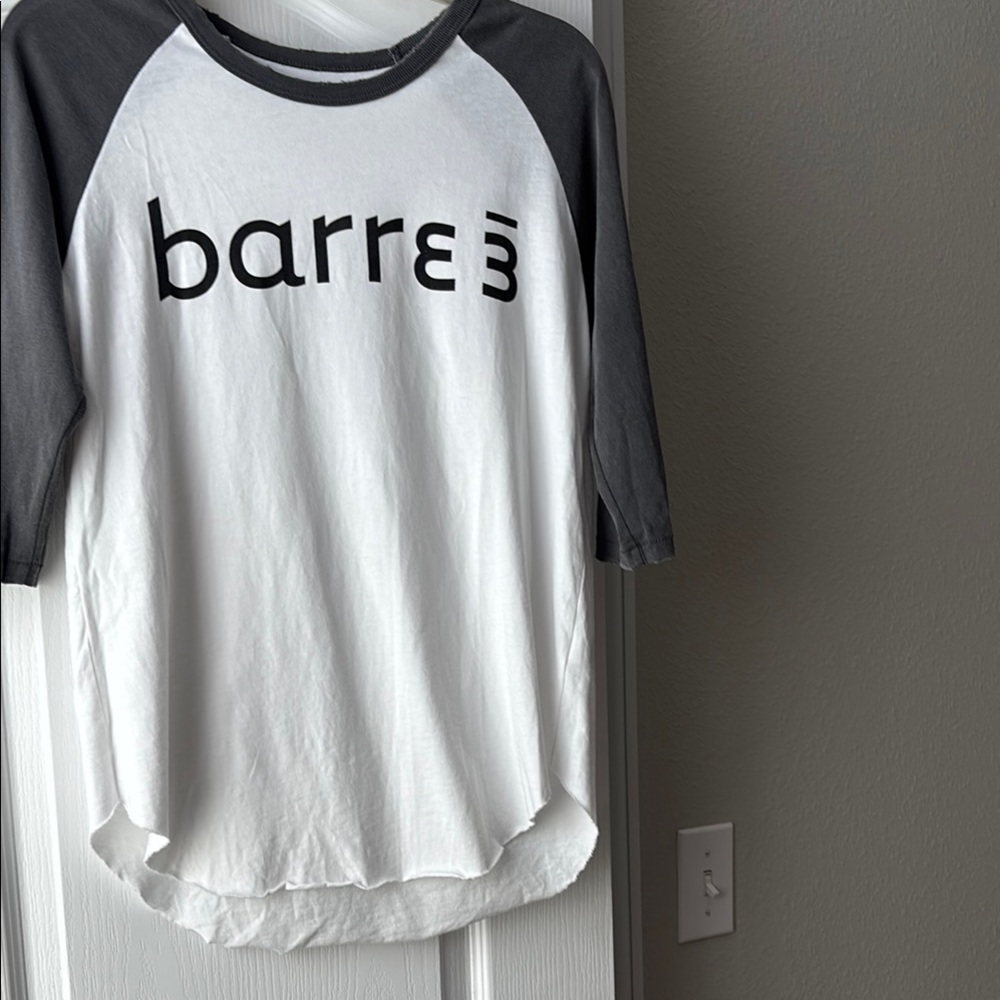 BARRE3 Women's Gray and White Raglan Tee